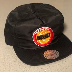 Mitchell and Ness Houston Rockets hat New